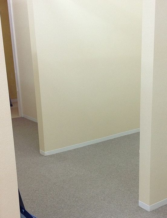 店舗造作工事・クロス張替